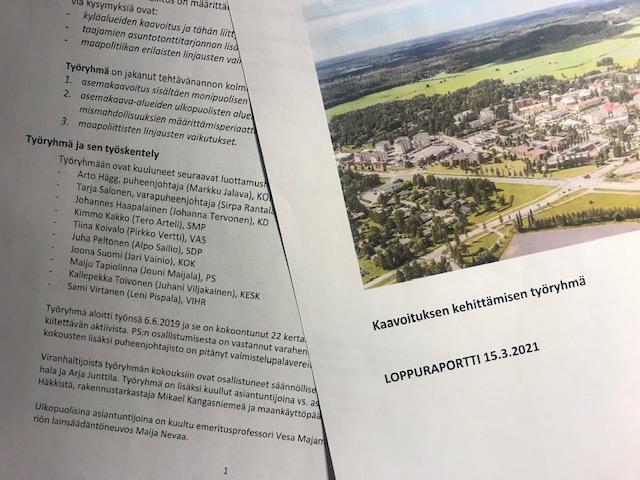 This image has an empty alt attribute; its file name is kaavara.jpg